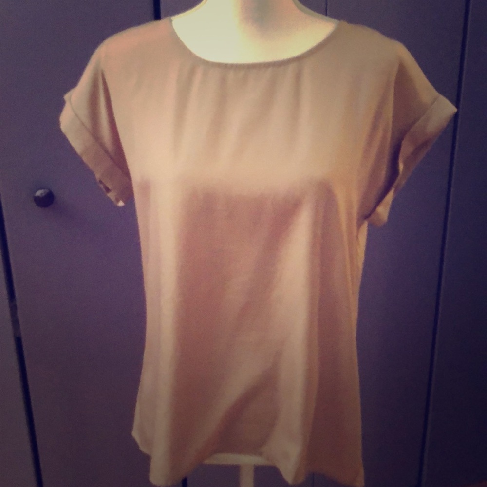 Silky gold short sleeve top